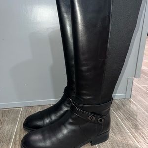 NWOT ESSEX COACH BOOTS